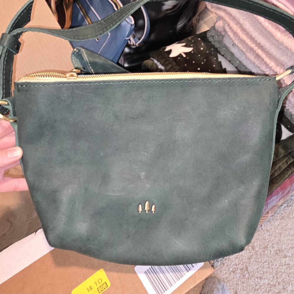 Portland Leather Small Surf Slouchy!